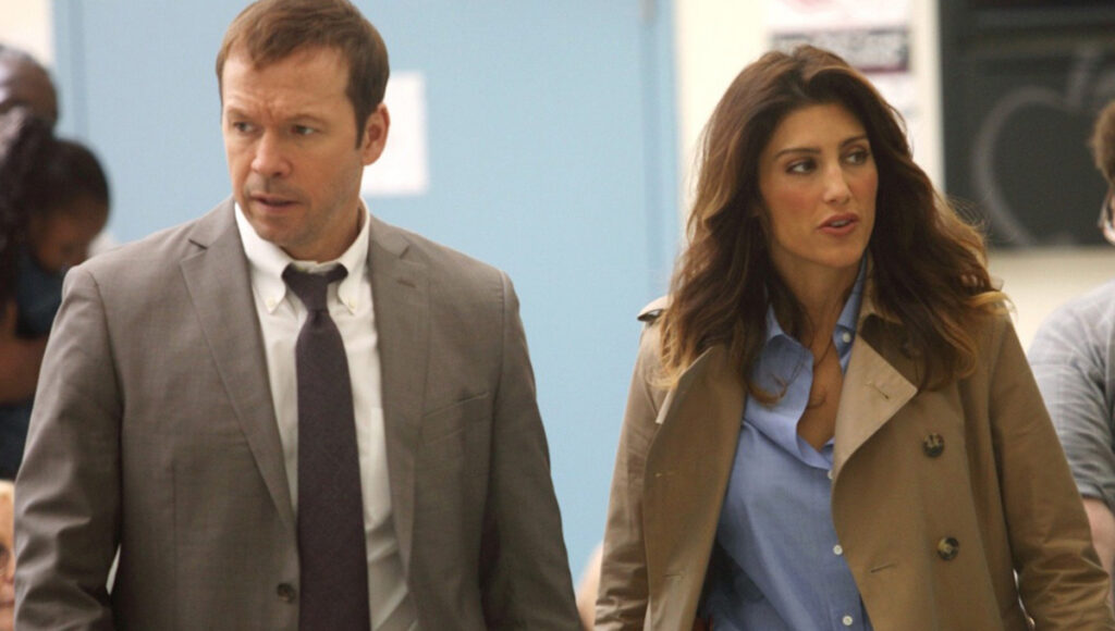 Donnie Wahlberg e Jennifer Esposito em Blue Bloods