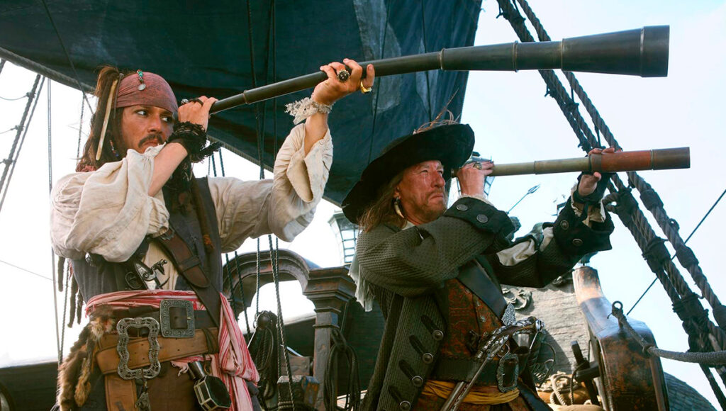 Os atores Johnny Depp e Geoffrey Rush em "Piratas do Caribe: No Fim do Mundo" (2007)